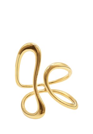 Goldener Metallring mit einem abstrakten, offenen Schlaufen-Design mit vier unregelmäßigen, abgerundeten, verbundenen Formen.