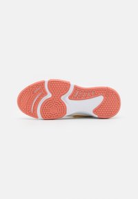 Nike Performance Scarpe da allenamento - mauve