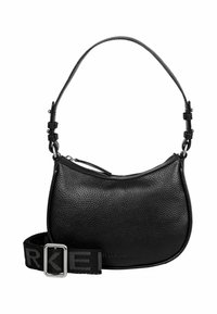 Borsa a tracolla in pelle nera con superficie texture, zip curvo nella parte superiore, manico corto regolabile e tracolla larga in tessuto staccabile con fibbia.