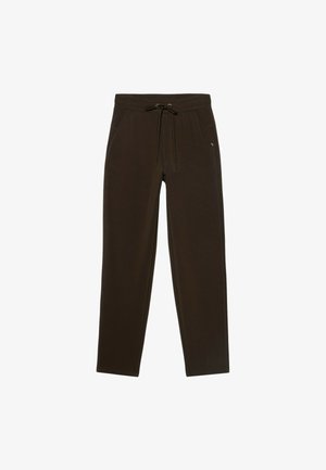 Pantalones de chándal marrones con cintura con cordón, dos bolsillos laterales y diseño de pierna ajustada. Textura suave con un brillo sutil.