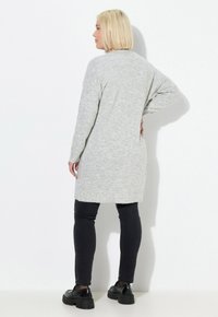 Ulla Popken Kardigan - pale mottled grey