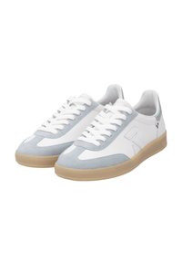 White and light blue sneakers featuring suede and synthetic materials, lace-up design, rubber sole, and a smooth texture with logo detail.