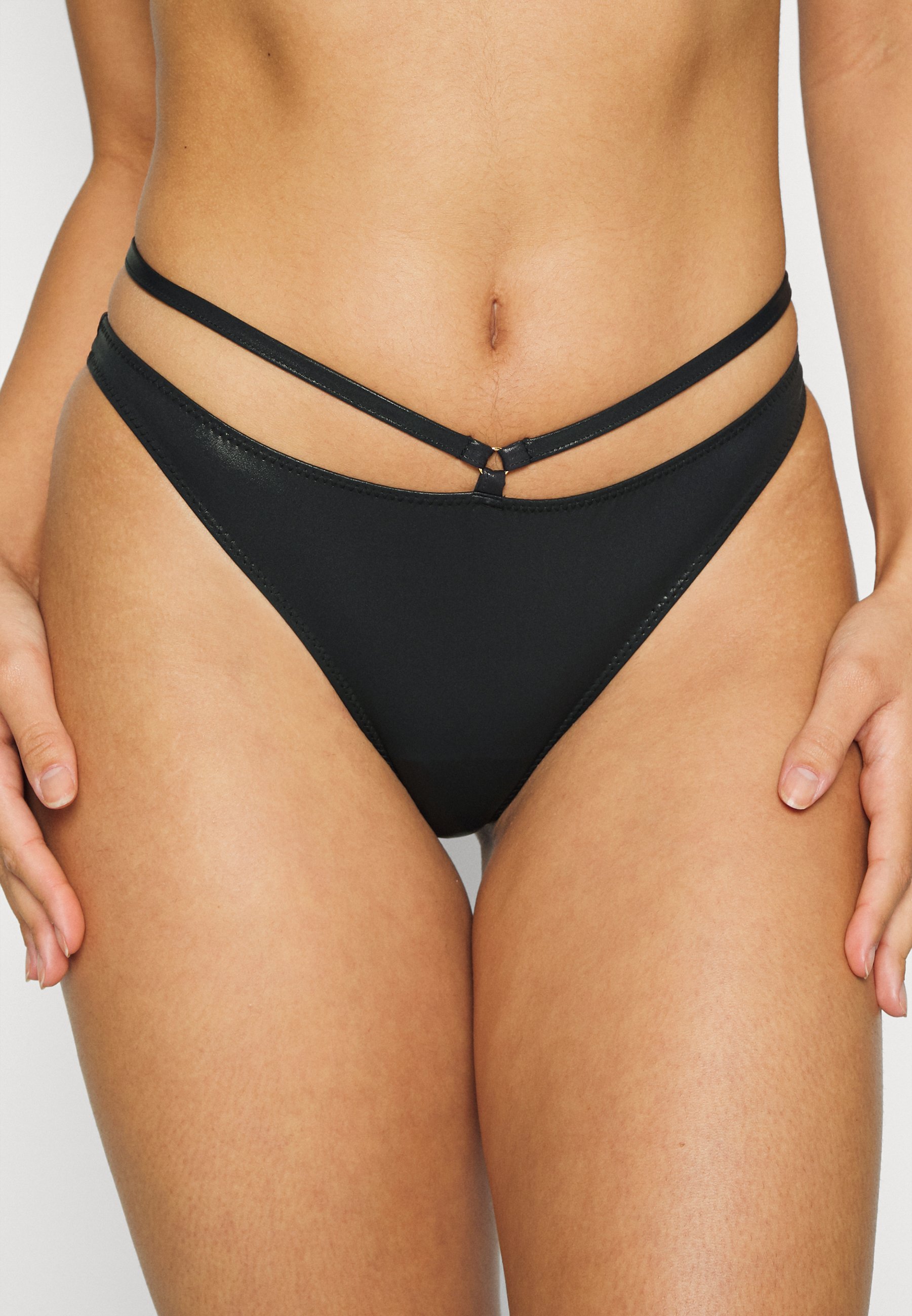 perizoma chiara ferragni