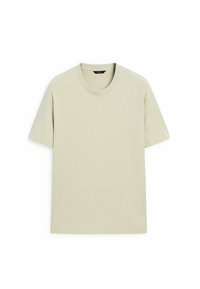 Unselected, evergreen