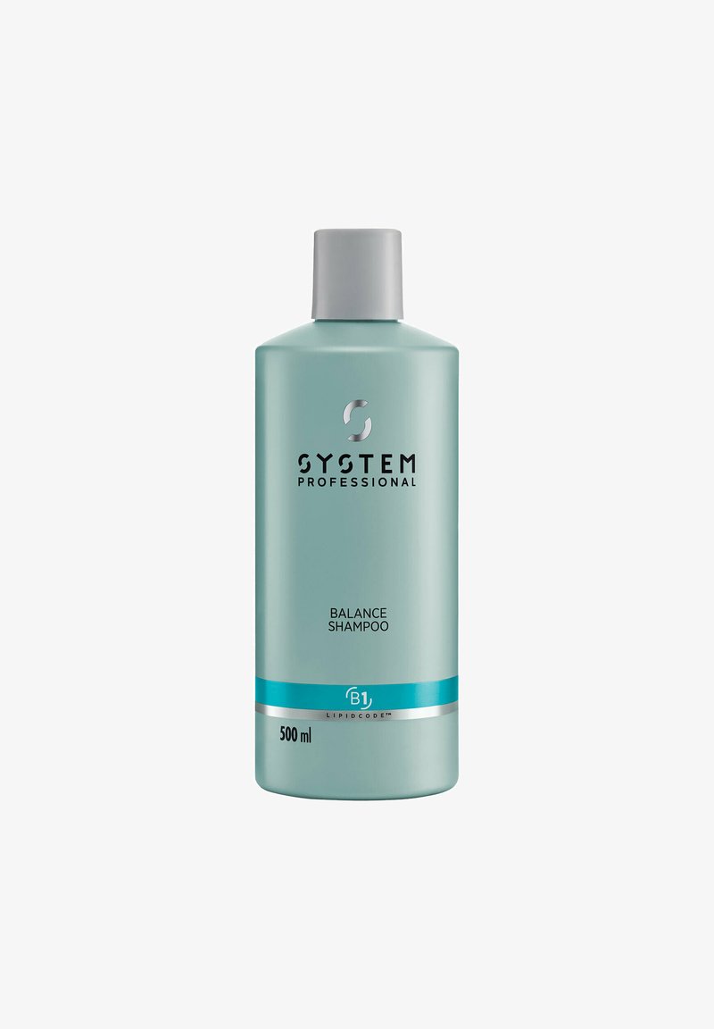Bottiglia di shampoo Balance System Professional di colore menta. Presenta un cappuccio grigio, accenti etichetta argentati e una striscia blu. Contiene 500 ml.