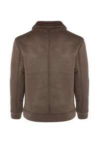 Bruine suède jas met een gestructureerde kraag, geribbelde manchetten en zoom. Heeft twee verticale naden aan de achterkant voor structuur.