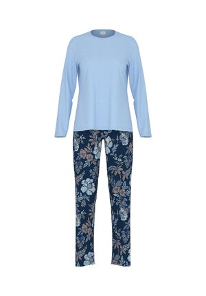 Lichtblauw overhemd met lange mouwen gecombineerd met marineblauwe broek met bloemenprint die meerkleurige bloemen en bladeren toont, zachte stof, losse pasvorm.