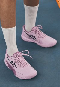 GEL-CHALLENGER 14 - Chaussures de tennis toutes surfaces - light ube/indigo fog
