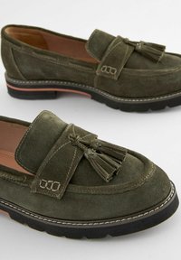 Next FOREVER COMFORT CHUNKY LOAFERS STANDARD - Chaussons - khaki green