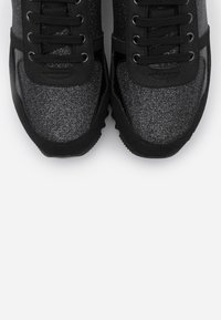 Gioseppo Sneakers - black