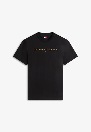 Must lühikeste varrukatega ümmarguse kaelusega t-särk, millel on kollaste tähtedega "TOMMY JEANS" ja väikese punase, valge ja sinise lipulogo rinnal keskel.