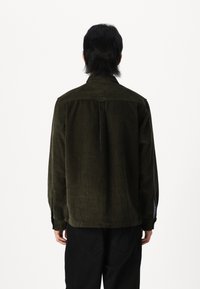Jack & Jones JJEEDDIE  - Hemd - rosin