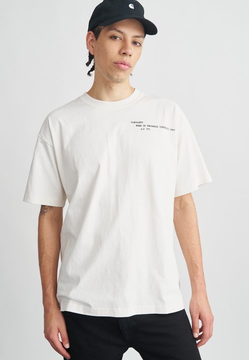 Pepe Jeans Sutton T-Shirt Uomo – Manica Corta Con Bus Di Londra - 4