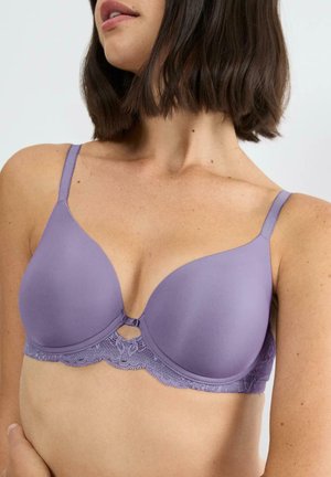 - Biustonosz z fiszbiną