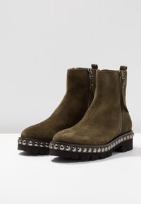 Kennel + Schmenger Botines camperos - green