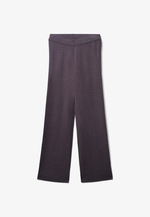 Weite Hose aus weichem, dunkelviolettem Stoff. Verfügt über einen glatten Taillenbund und ein minimalistisches Design, das eine entspannte Passform bietet.