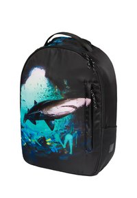 Zaino nero con una vivace grafica di squalo, tonalità blu oceaniche e design astratti. Include una tasca laterale con zip e spallacci robusti.