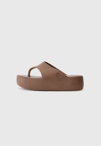 Unselected, bronze