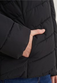 C&A Vinterjakker - black