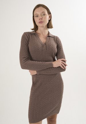Felix Hardy LONG SLEEVE CABLE - Pletené šaty - brown