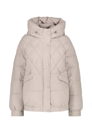 Gepolsterte Jacke in hellem Beige mit gestepptem Muster, Kapuze, Frontdruckknopfverschluss und zwei Seitentaschen. Weiche, glatte Textur.