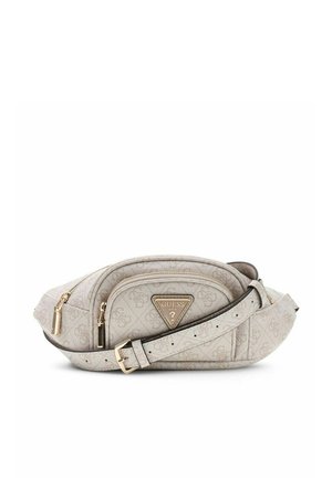 Sac banane Guess beige clair avec fermetures éclair dorées, sangle ajustable et patch logo triangle à l’avant avec le nom de la marque.