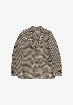 Brauner und schwarzer Herren-Blazer mit Hahnentrittmuster, zwei vorderen Knöpfen und zwei unteren Taschen, flach auf weißem Hintergrund liegend.