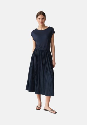 REGULAR MIDI FIT - Day dress - coal blue