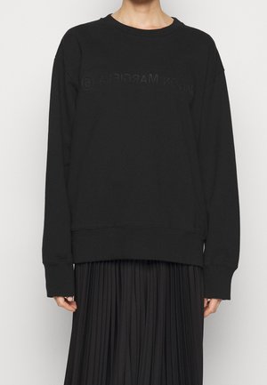 Sweater - black