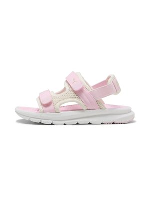 Kindersandaal met roze bandjes, beige mesh zijkanten, gevoerde roze binnenzool en dikke witte zool, zijaanzicht.