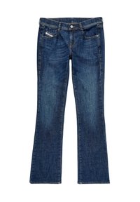 Jean bootcut en denim bleu avec poches avant et arrière, passants de ceinture et fermeture par bouton à la taille.