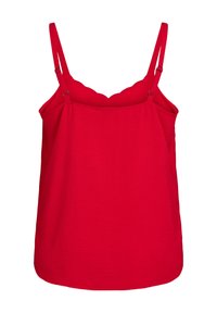 Czerwona bezrękawnikowa bluzka z falbaniastym dekoltem, regulowanymi ramiączkami i luźnym, teksturowanym materiałem. Dół jest prosty i znajduje się tuż poniżej talii.