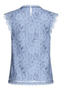 Blouse en dentelle bleu clair avec motif floral, bords festonnés et manches courtes. Dotée d'une fermeture goutte d'eau au dos.