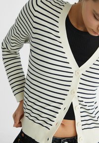 Stradivarius Cardigan - mottled beige