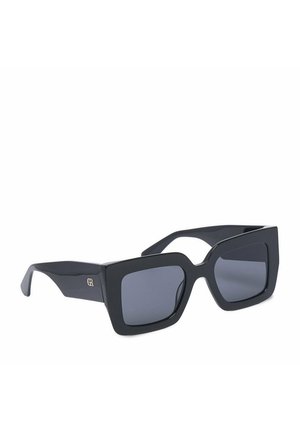 Lunettes de soleil carrées noires surdimensionnées avec des verres foncés et un petit logo doré sur la branche.