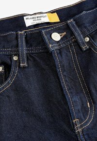 Next PETITE FIT  - Zvonové džínsy - rinse