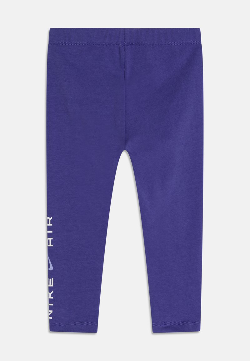 Nike Sportswear Legging lila