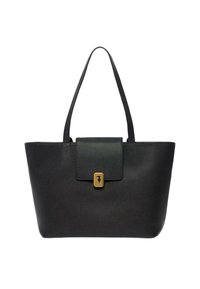 Svart toteväska av slät konstläder; har en klaffstängning med en guldfärgad metalldetalj och två platta axelremmar.