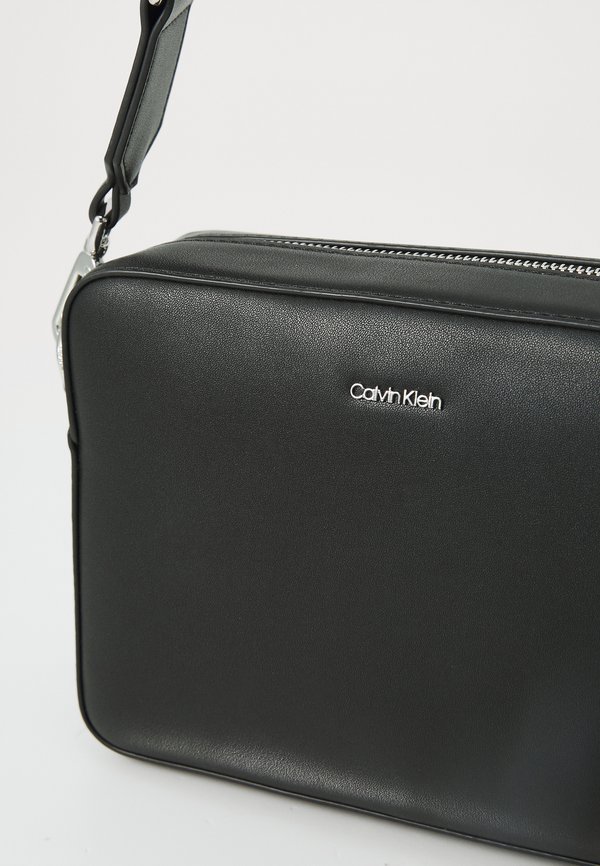 MUST SMALL CAMERA BAG - Cross body bag4