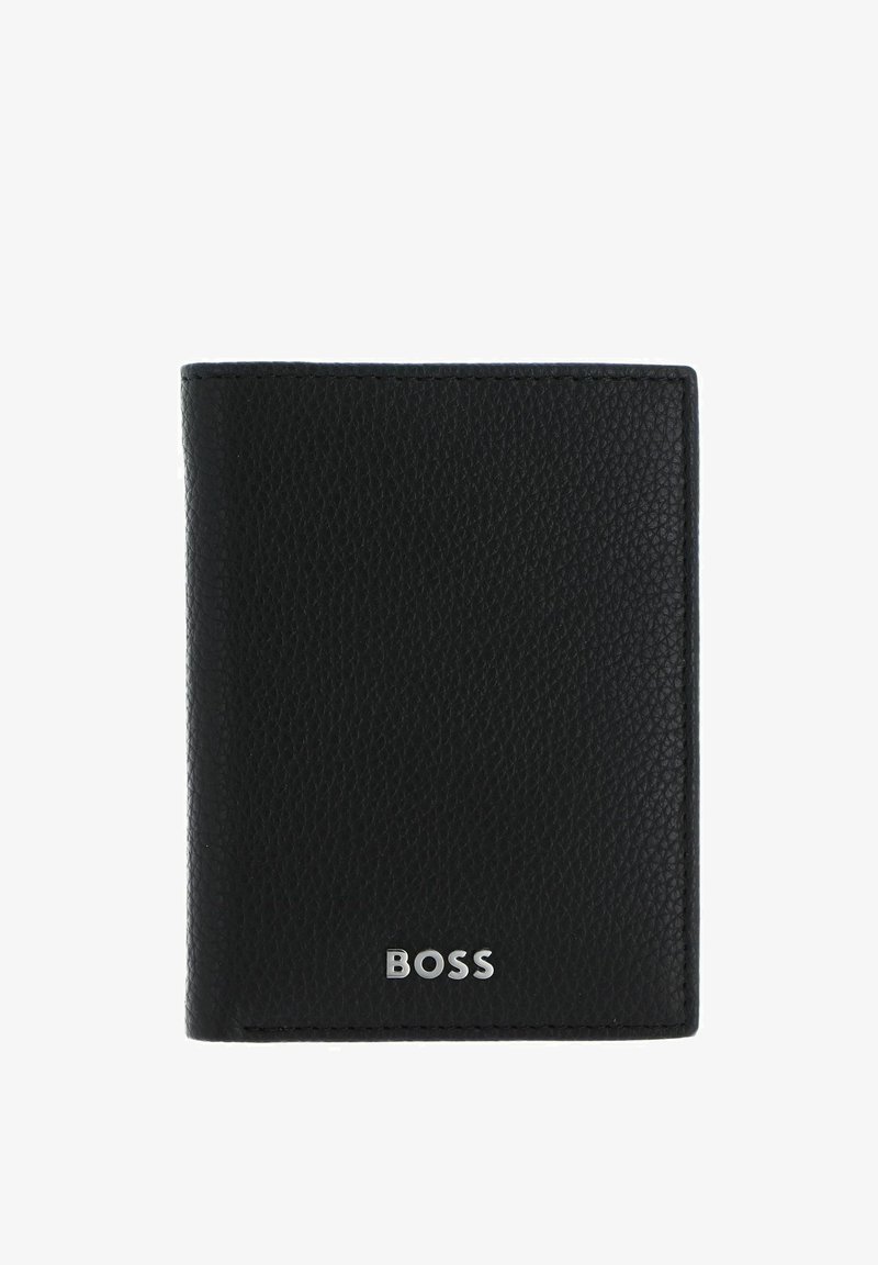 Portefeuille en cuir noir texturé avec logo BOSS argenté centré en bas à l'avant, présenté fermé sur fond blanc.