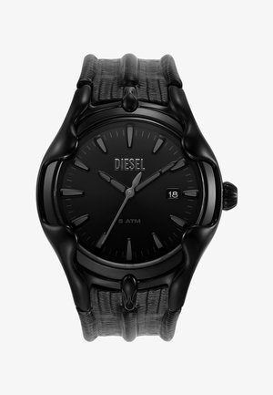 Czarny zegarek Diesel na nadgarstek z teksturowanym paskiem, okrągłą kopertą i minimalistyczną czarną tarczą z srebrnymi wskazówkami oraz wyświetlaczem daty.