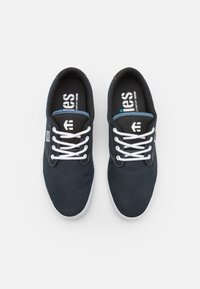 Etnies JAMESON 2 ECO - Sportcipő - blue/black/white