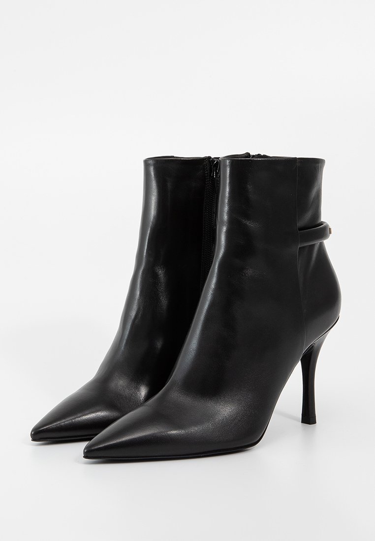 Furla Stivaletti con tacco - Immagine 2