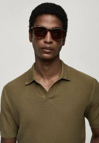 Mango Polotričko - khaki