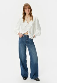 Koton BUTTONED PUFF SLEEVE - Paitapusero - off white