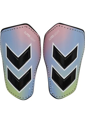 Para kolorowych ochraniaczy na goleń z czarnymi podwójnymi wzorami w jodełkę, oznaczona "SUPER LIGHT" i przeznaczona na lewe i prawe nogi.