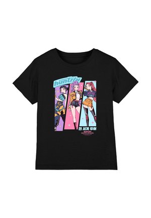 Black cotton t-shirt featuring a colorful graphic design of three characters with varying hair colors and outfits, text "huntrly" above.