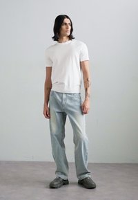 Noon Goons FLY DAZE PANT - Jean boyfriend - stone wash