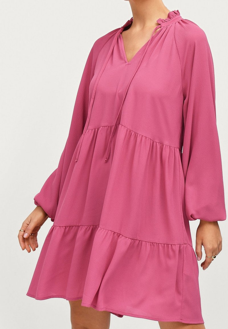 Ellos Collection Robe de jour - light red