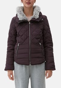 QS MIT ABNEHMBAREM FELLKRAGEN - Winterjacke - purple